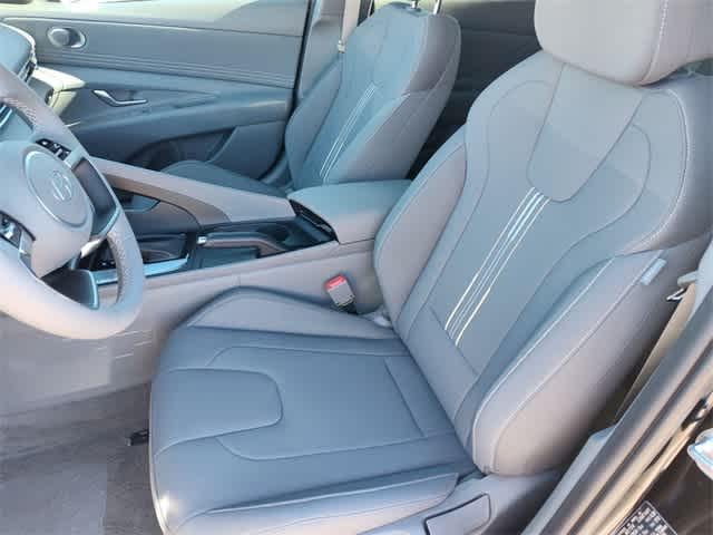 Thumbnail: 2026 Hyundai Elantra - 13