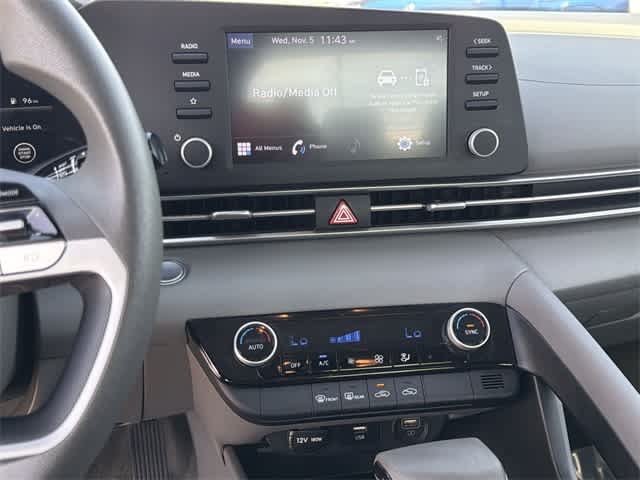 Thumbnail: 2023 Hyundai Elantra - 20