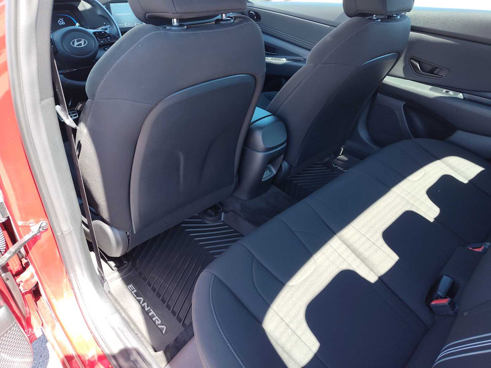 Thumbnail: 2025 Hyundai Elantra - 16
