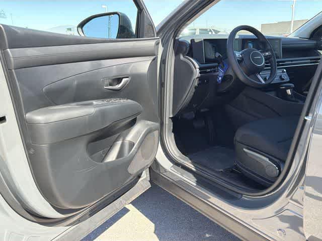 Thumbnail: 2026 Hyundai Tucson - 10