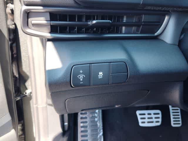 Thumbnail: 2026 Hyundai Elantra - 14