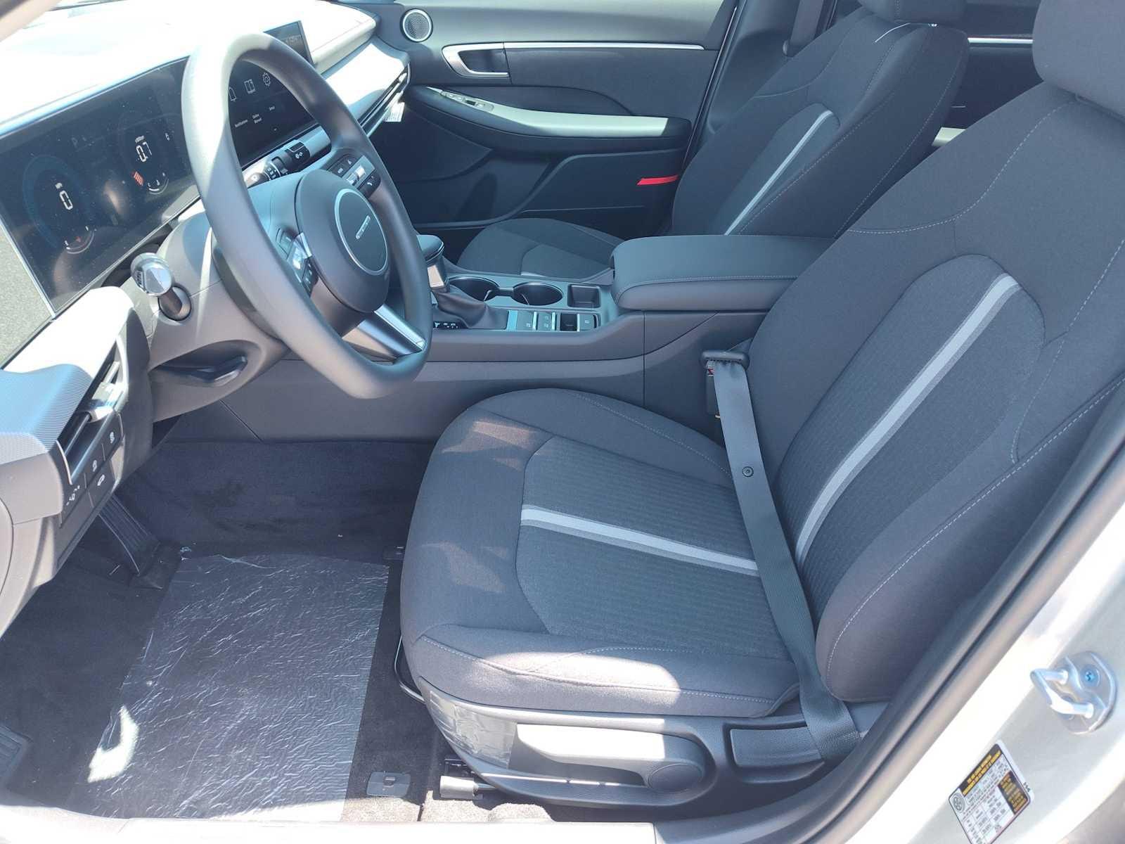 Thumbnail: 2025 Hyundai Sonata - 10