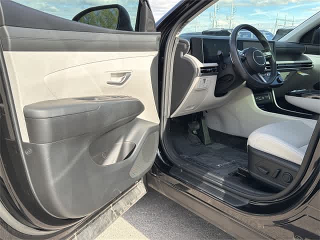 Thumbnail: 2025 Hyundai Tucson - 17