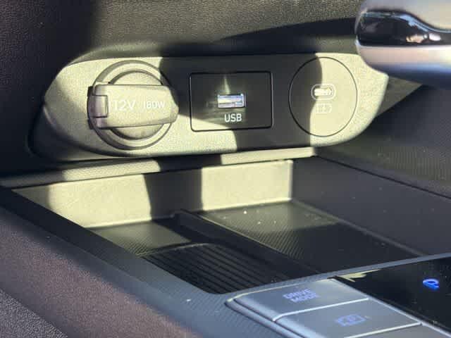 Thumbnail: 2026 Hyundai Elantra - 24