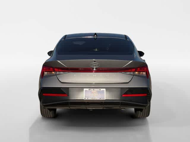 Thumbnail: 2026 Hyundai Elantra - 4