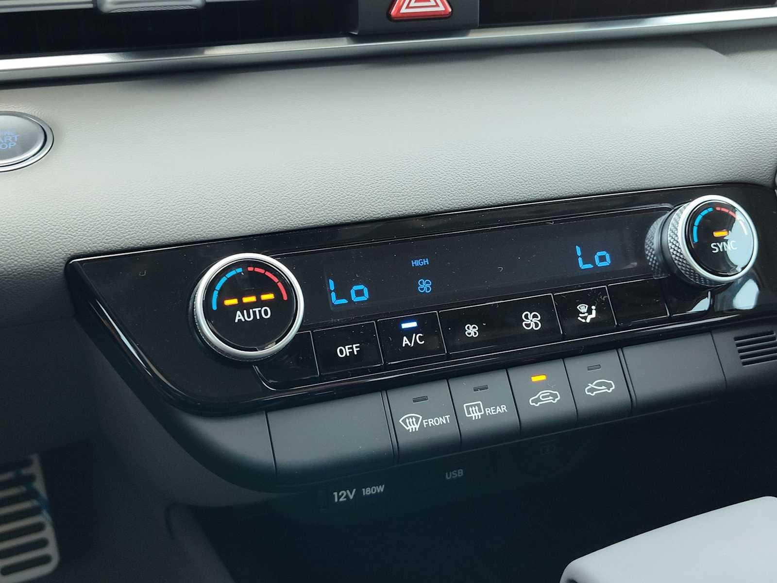 Thumbnail: 2025 Hyundai Elantra - 21