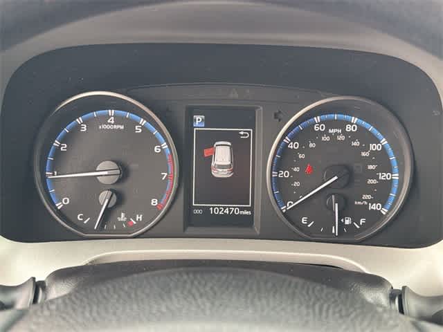 Thumbnail: 2017 Toyota RAV4 - 26