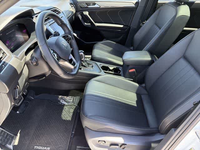 Thumbnail: 2022 Volkswagen Tiguan - 14