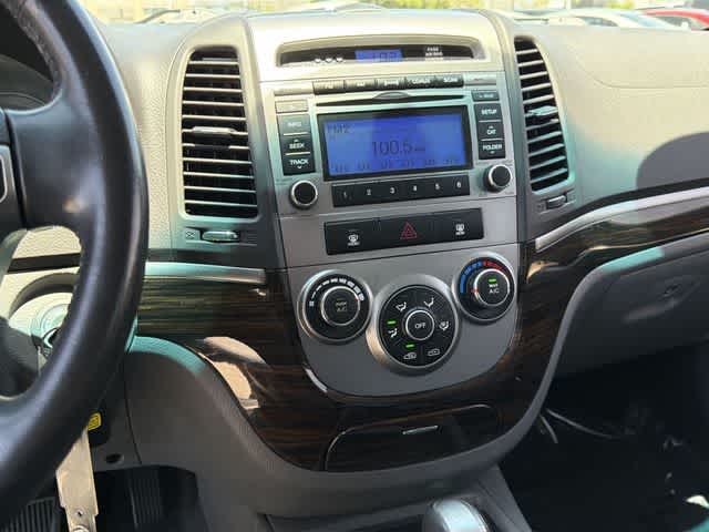 Thumbnail: 2010 Hyundai Santa Fe - 20