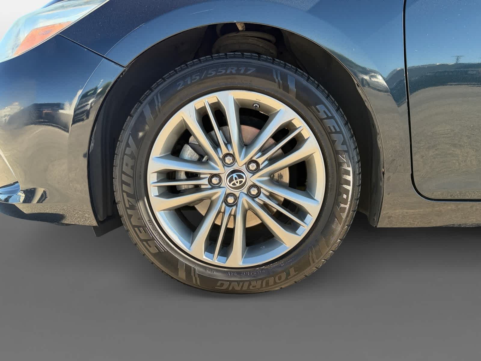 Thumbnail: 2016 Toyota Camry - 9