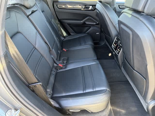 Thumbnail: 2019 Porsche Cayenne - 21