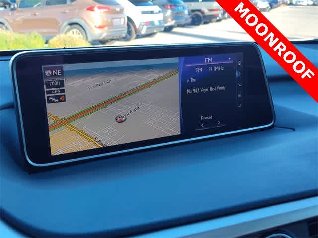 Thumbnail: 2017 Lexus RX - 4