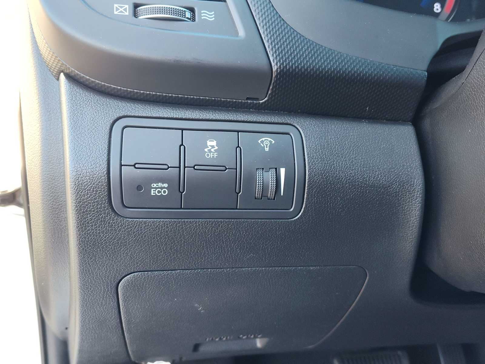 Thumbnail: 2017 Hyundai Accent - 14