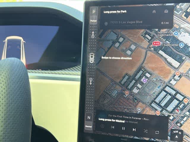 Thumbnail: 2023 Tesla Model X - 24