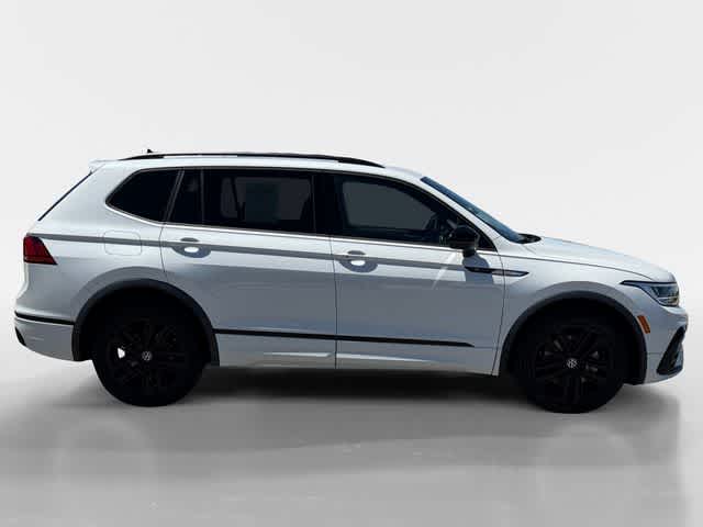 Thumbnail: 2022 Volkswagen Tiguan - 6