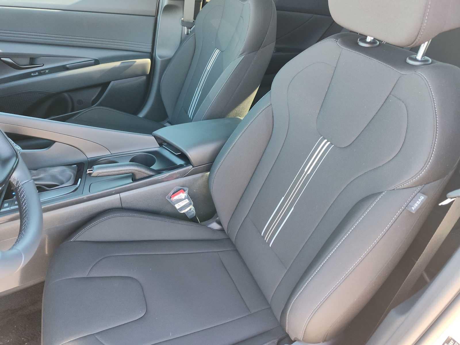 Thumbnail: 2026 Hyundai Elantra - 13