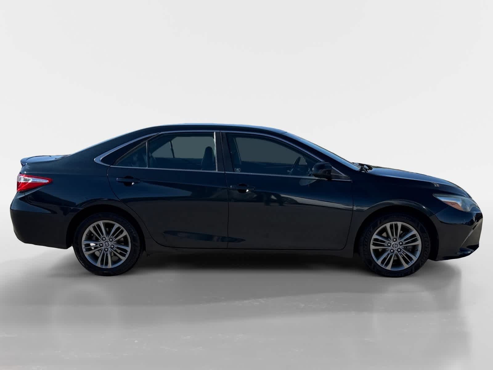 Thumbnail: 2016 Toyota Camry - 6