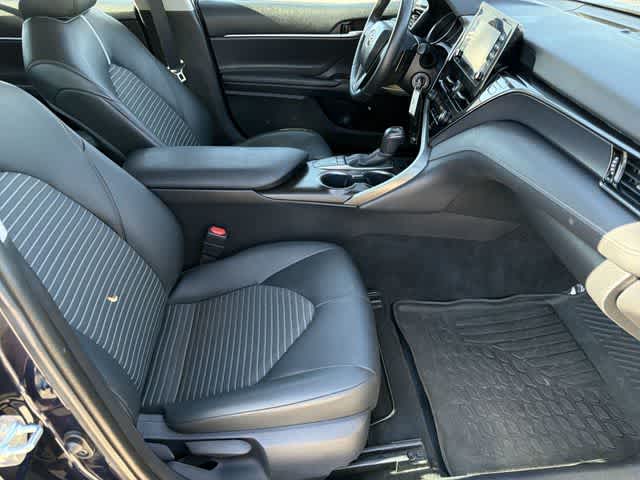 Thumbnail: 2022 Toyota Camry - 18