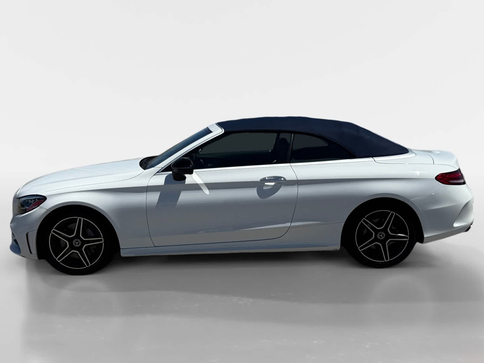 Thumbnail: 2023 Mercedes-Benz C-Class - 2
