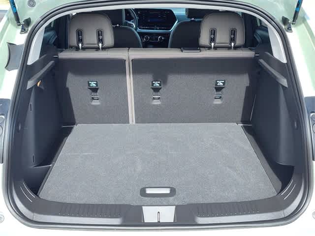 Thumbnail: 2025 Chevrolet Trax - 27