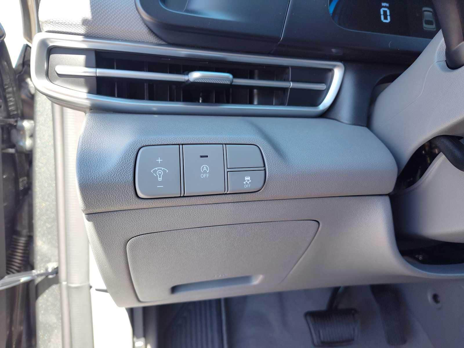 Thumbnail: 2025 Hyundai Elantra - 14