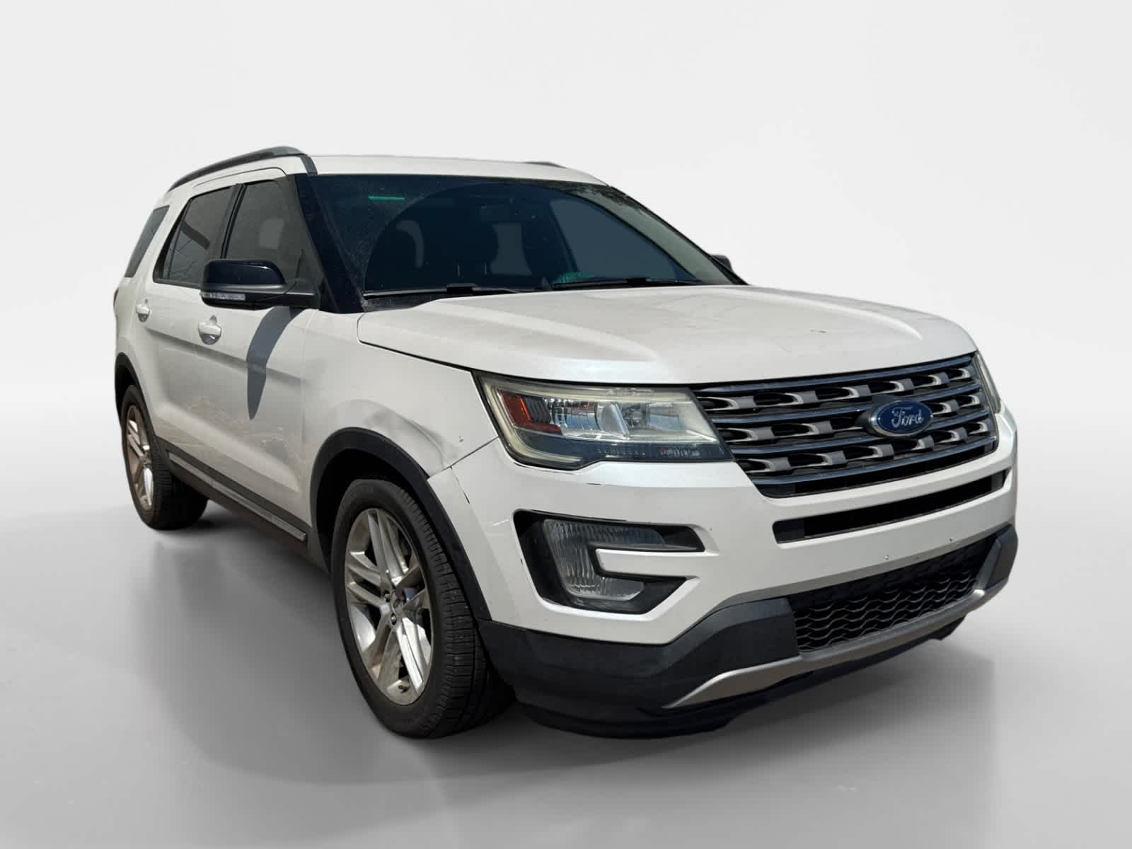 Thumbnail: 2016 Ford Explorer - 2