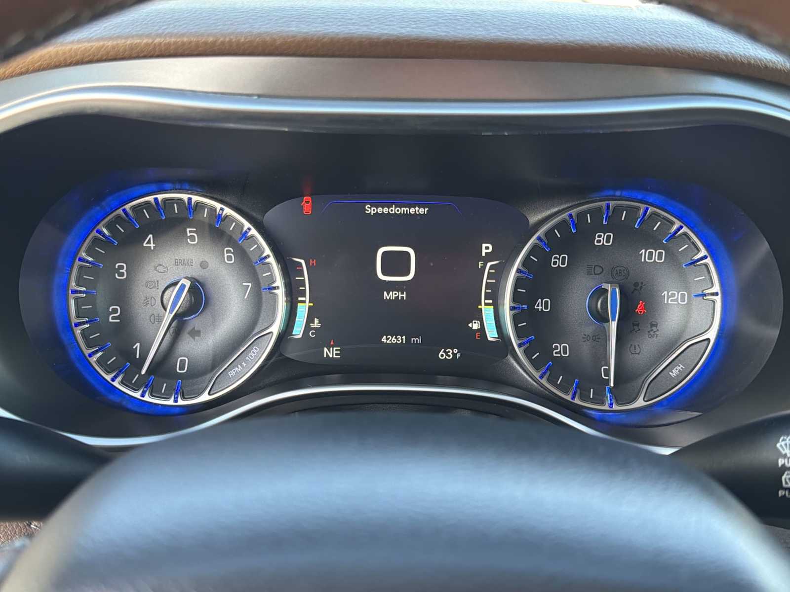 Thumbnail: 2017 Chrysler Pacifica - 27