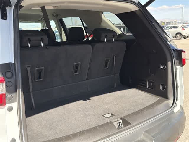 Thumbnail: 2021 Chevrolet Traverse - 27