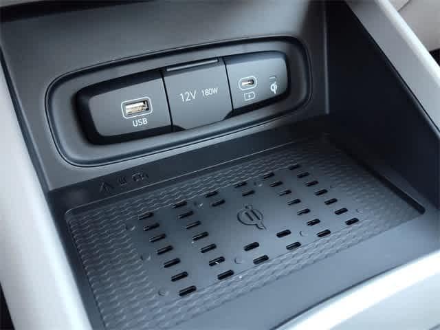 Thumbnail: 2026 Hyundai Venue - 24