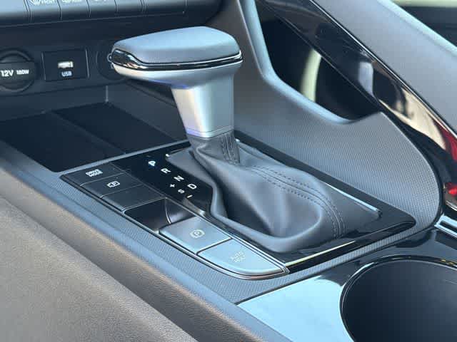 Thumbnail: 2025 Hyundai Elantra - 24