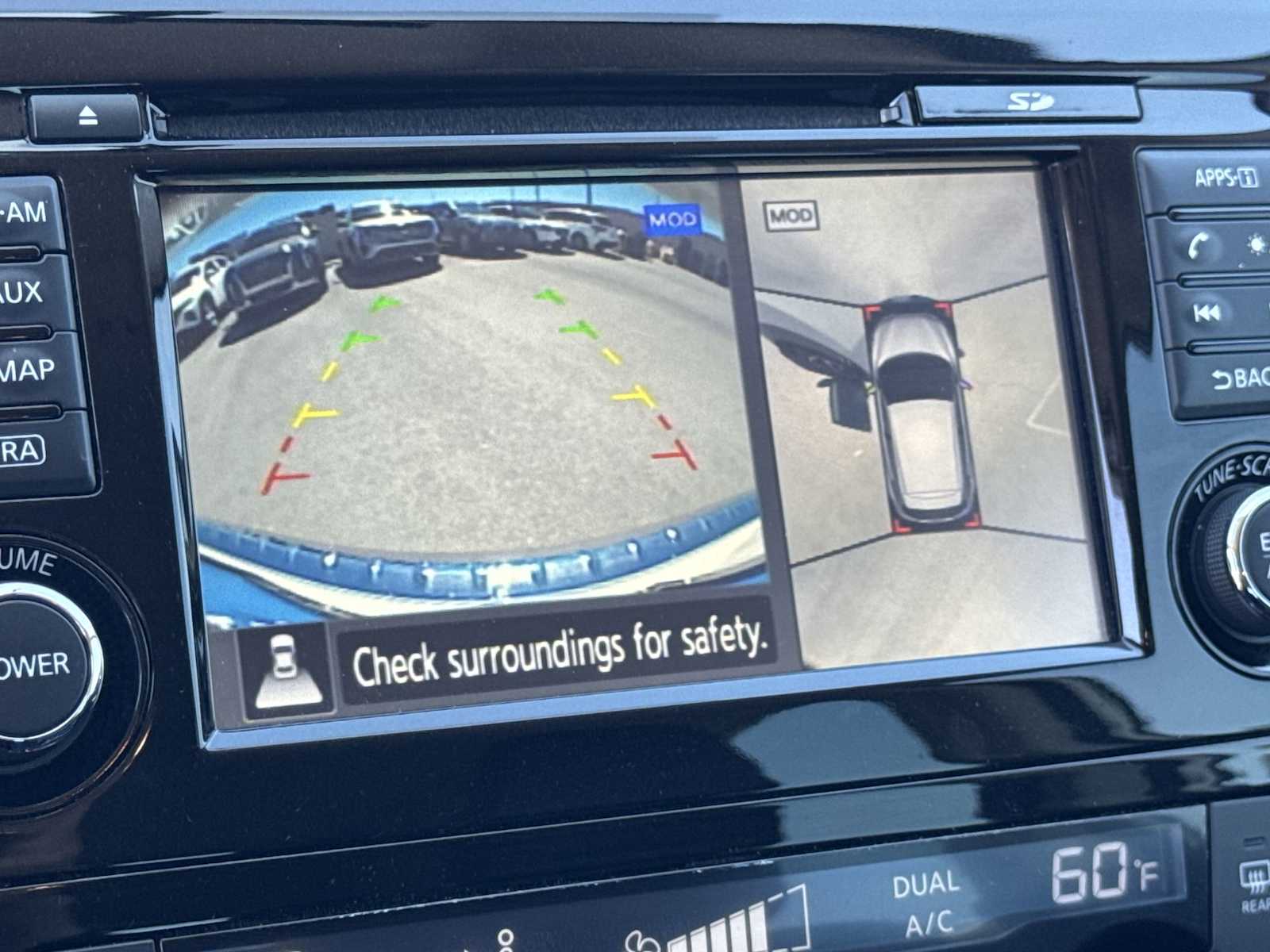 Thumbnail: 2017 Nissan Rogue Sport - 3