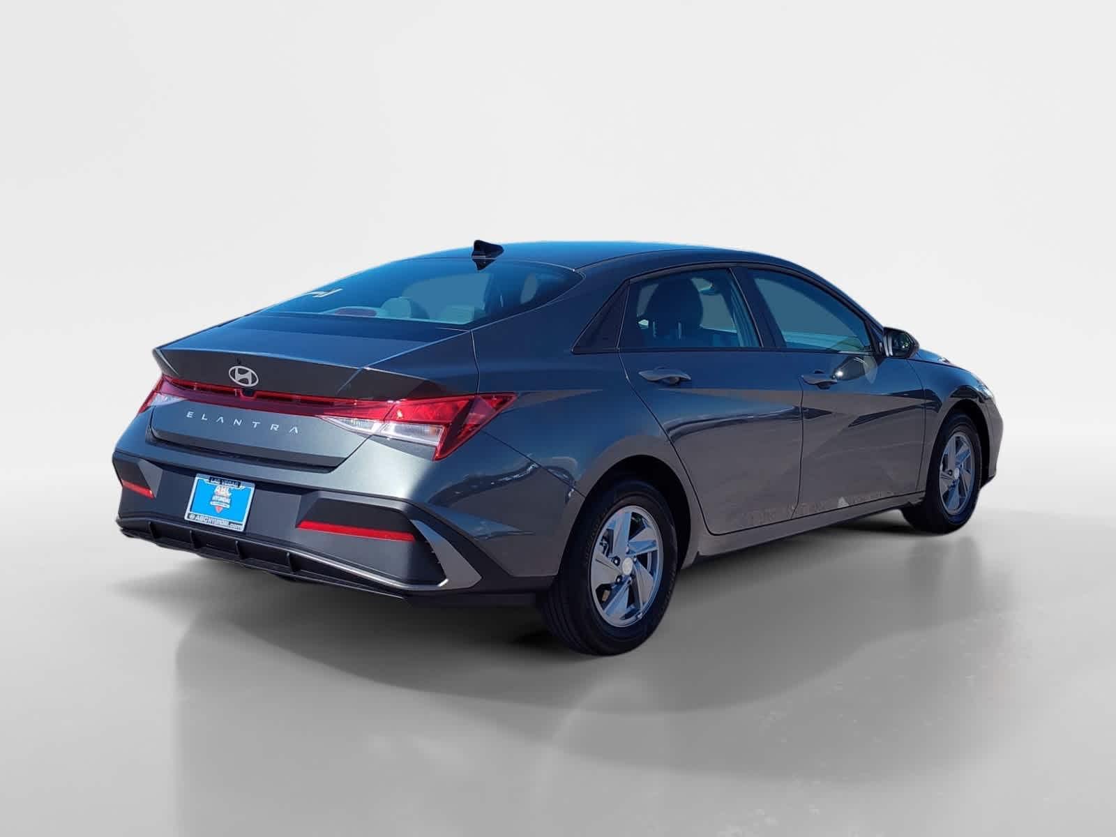 Thumbnail: 2025 Hyundai Elantra - 5