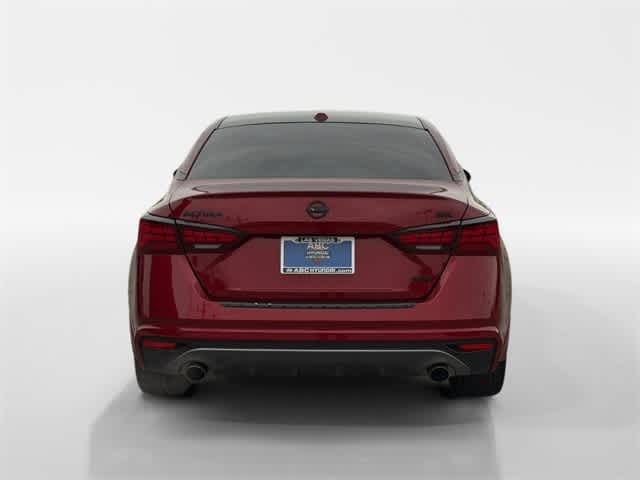 Thumbnail: 2021 Nissan Altima - 11