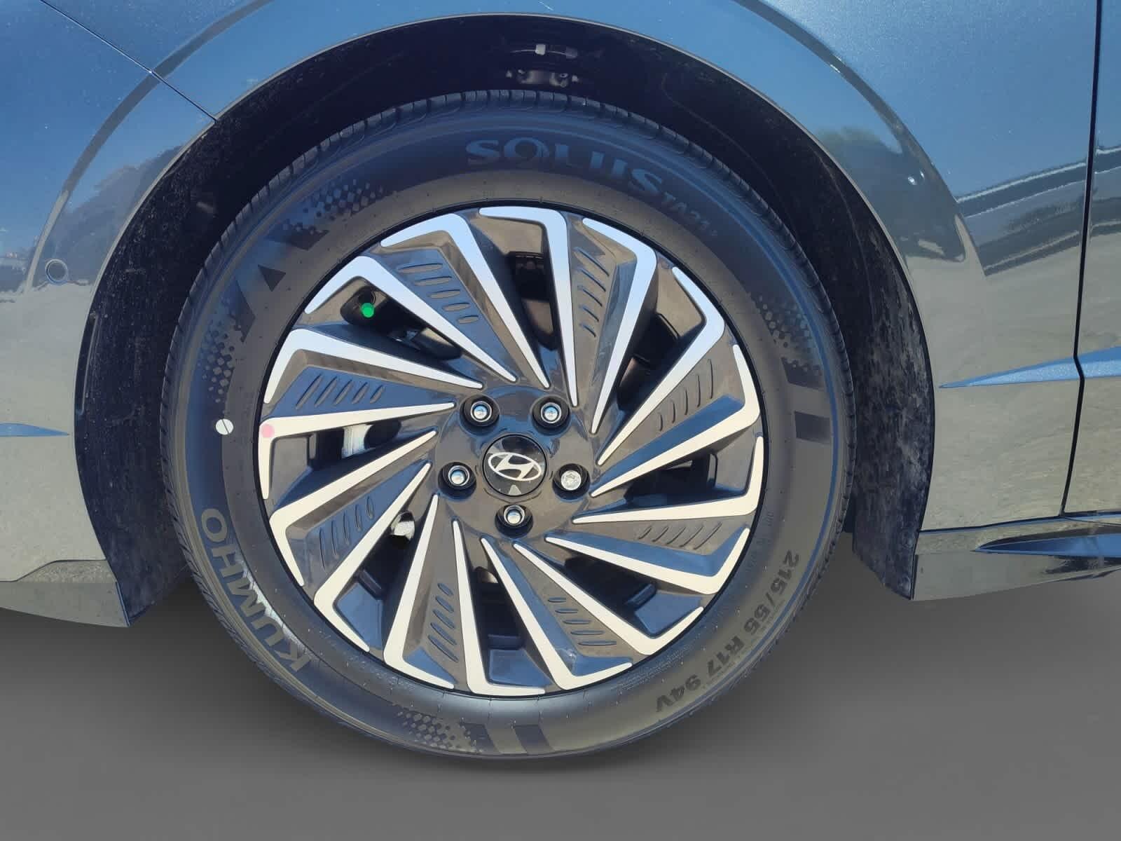 Thumbnail: 2025 Hyundai Sonata - 9