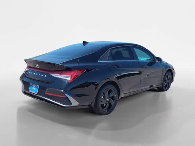 Thumbnail: 2026 Hyundai Elantra - 5