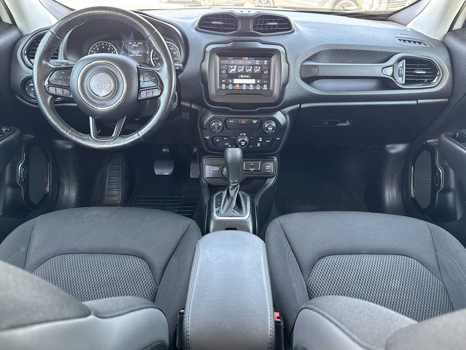 Thumbnail: 2019 Jeep Renegade - 12