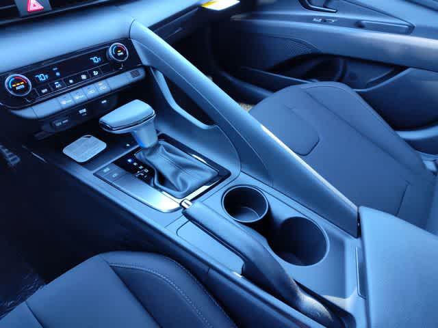 Thumbnail: 2026 Hyundai Elantra - 25