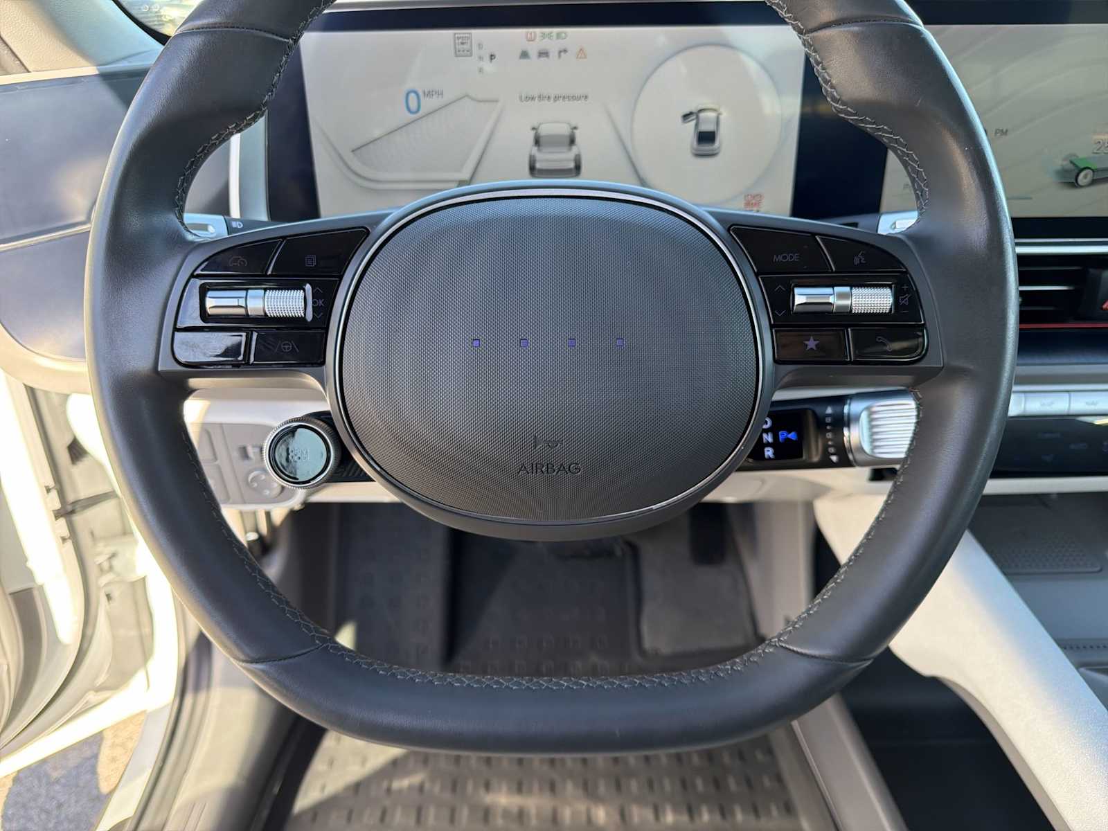 Thumbnail: 2024 Hyundai Ioniq 6 - 23