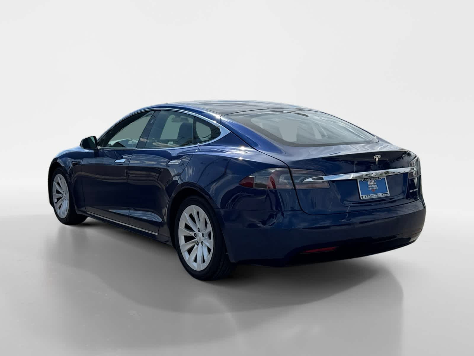 Thumbnail: 2019 Tesla Model S - 3