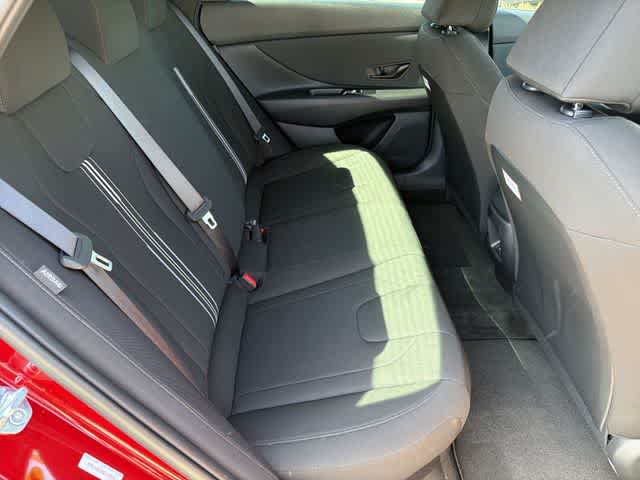 Thumbnail: 2025 Hyundai Elantra - 17