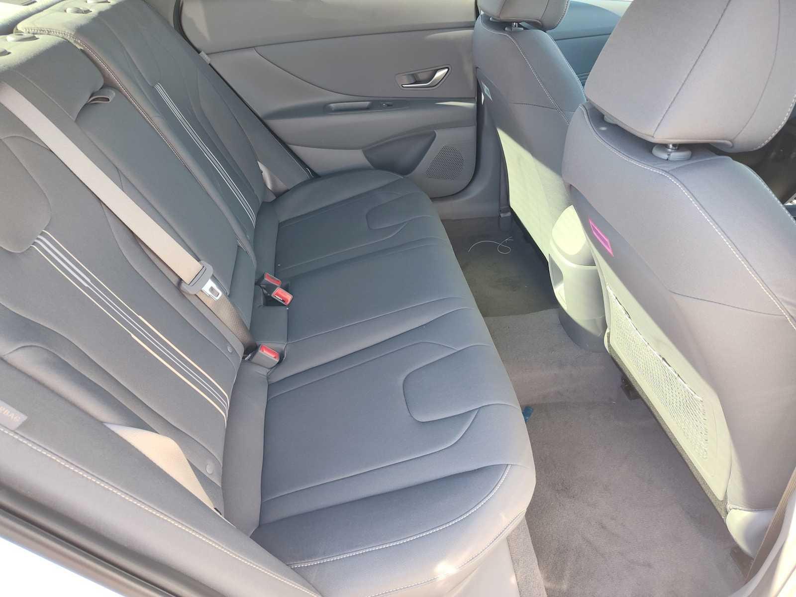 Thumbnail: 2026 Hyundai Elantra - 18