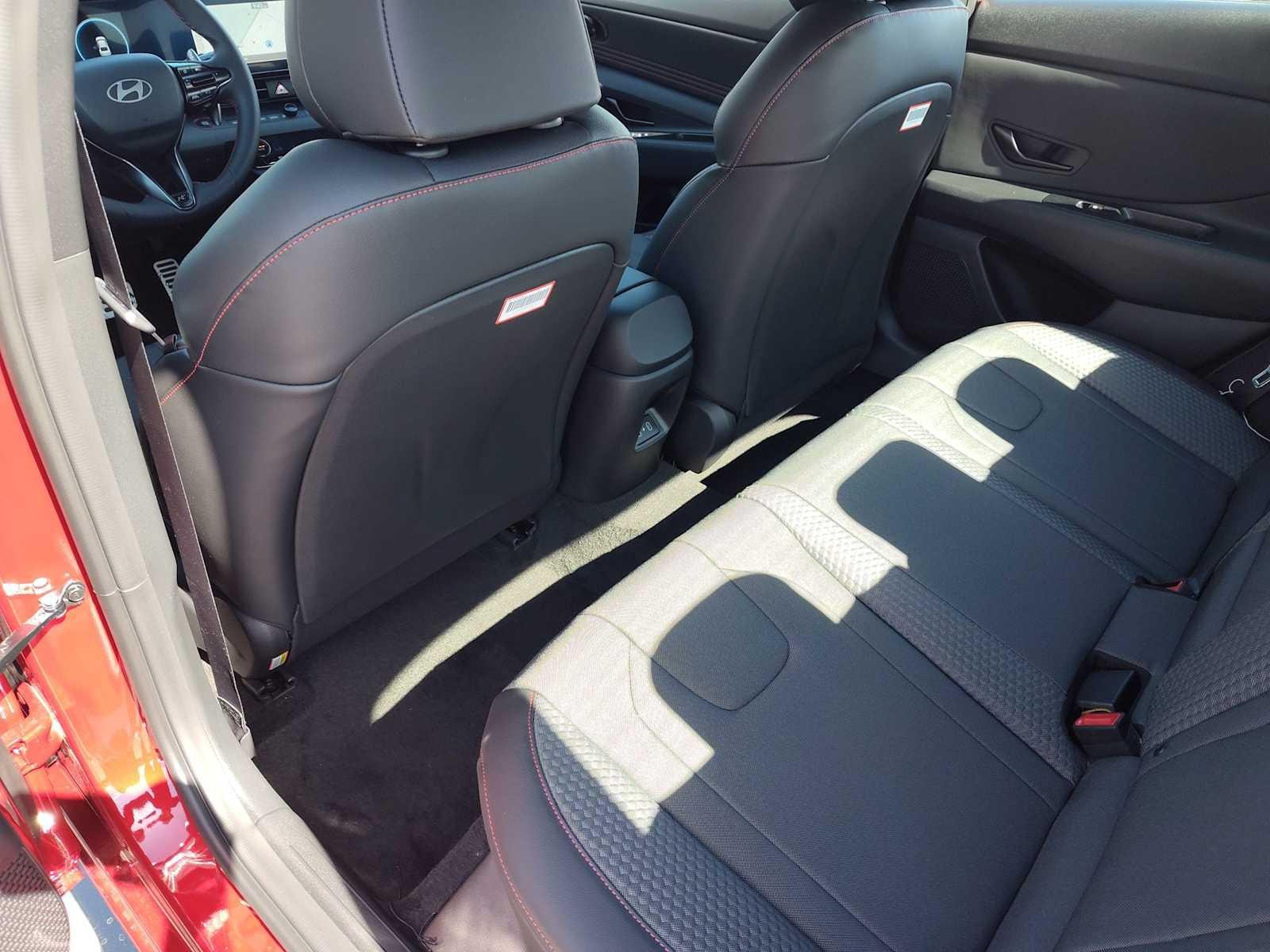 Thumbnail: 2025 Hyundai Elantra - 15