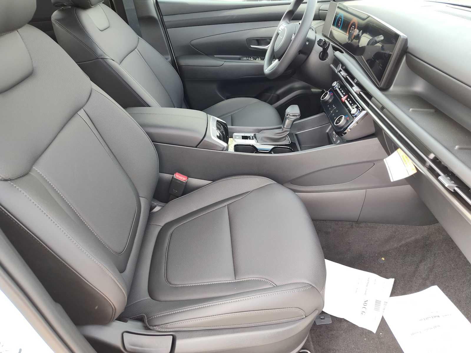 Thumbnail: 2026 Hyundai Santa Cruz - 18