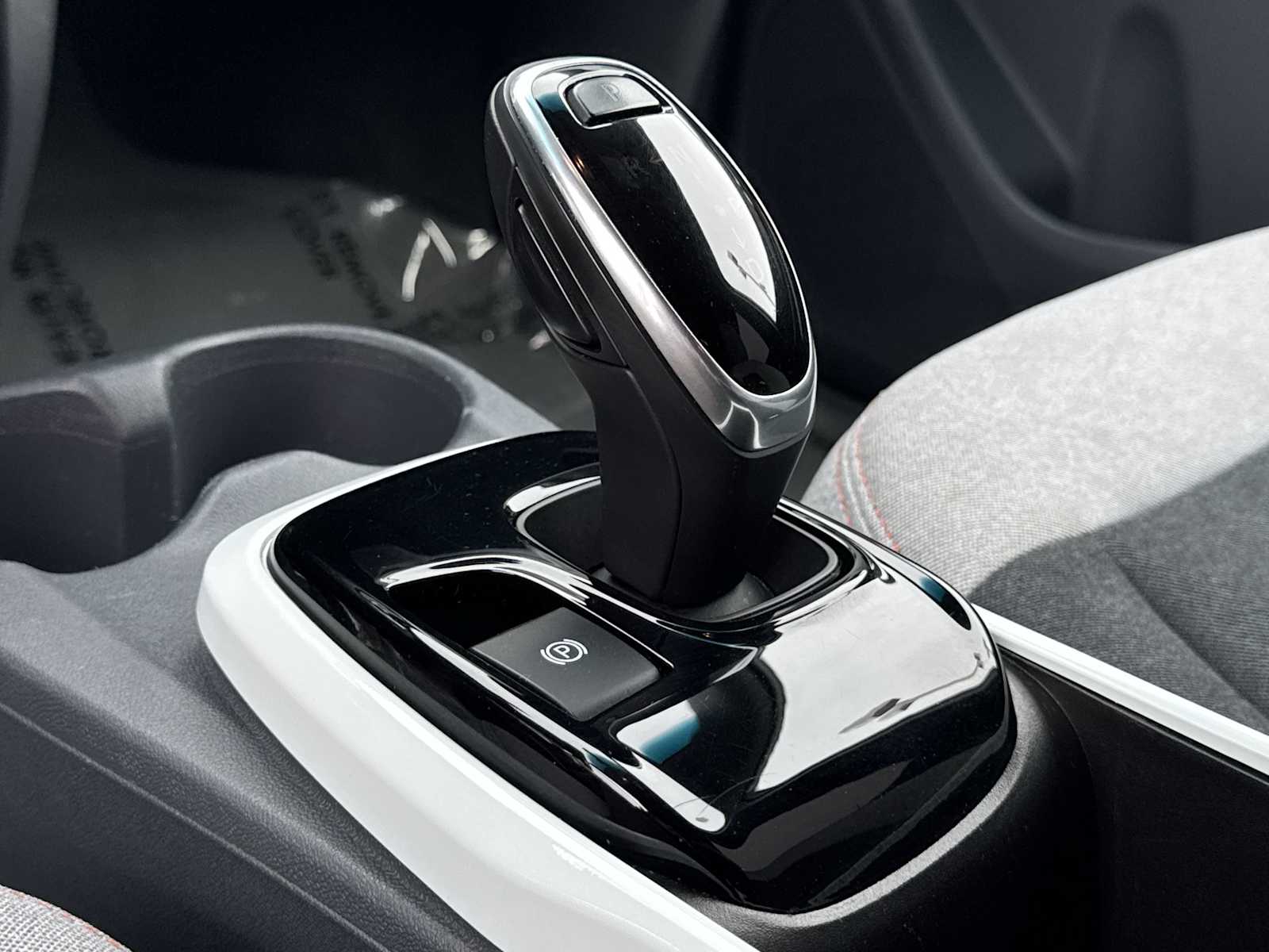 Thumbnail: 2020 Chevrolet Bolt EV - 23