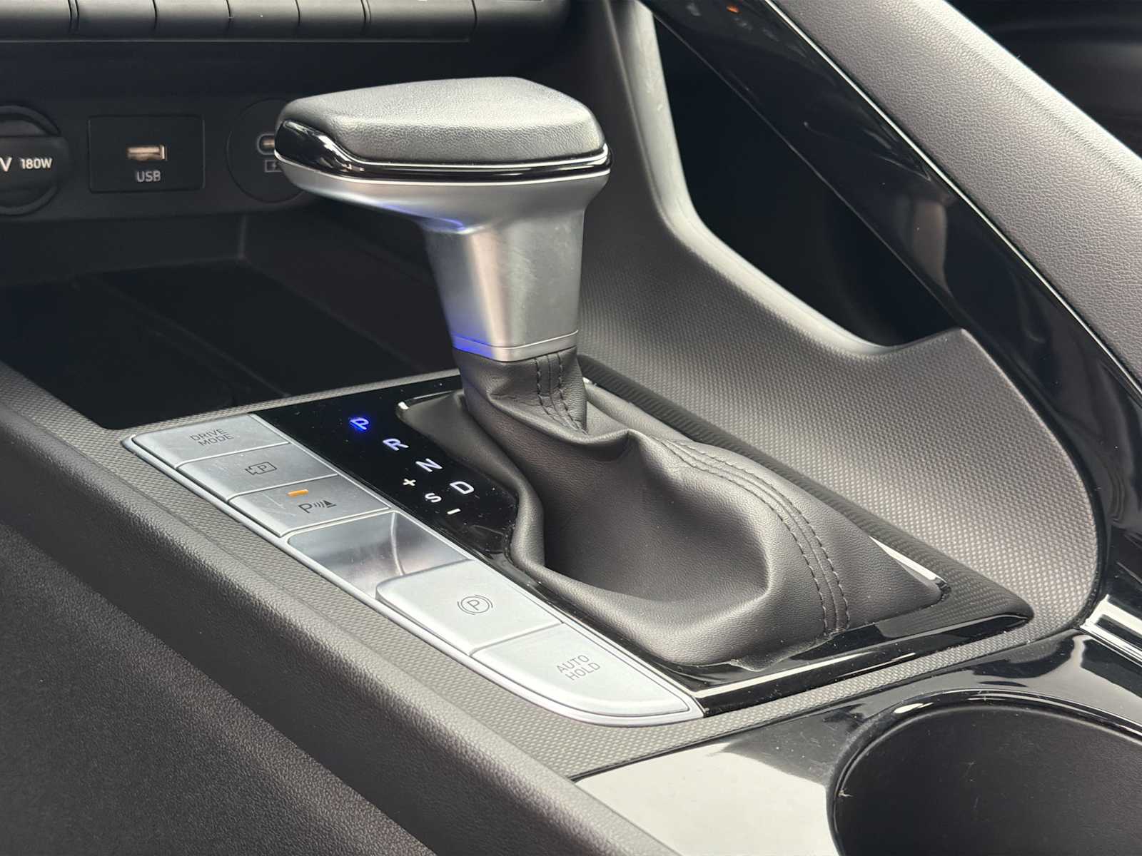 Thumbnail: 2024 Hyundai Elantra - 26