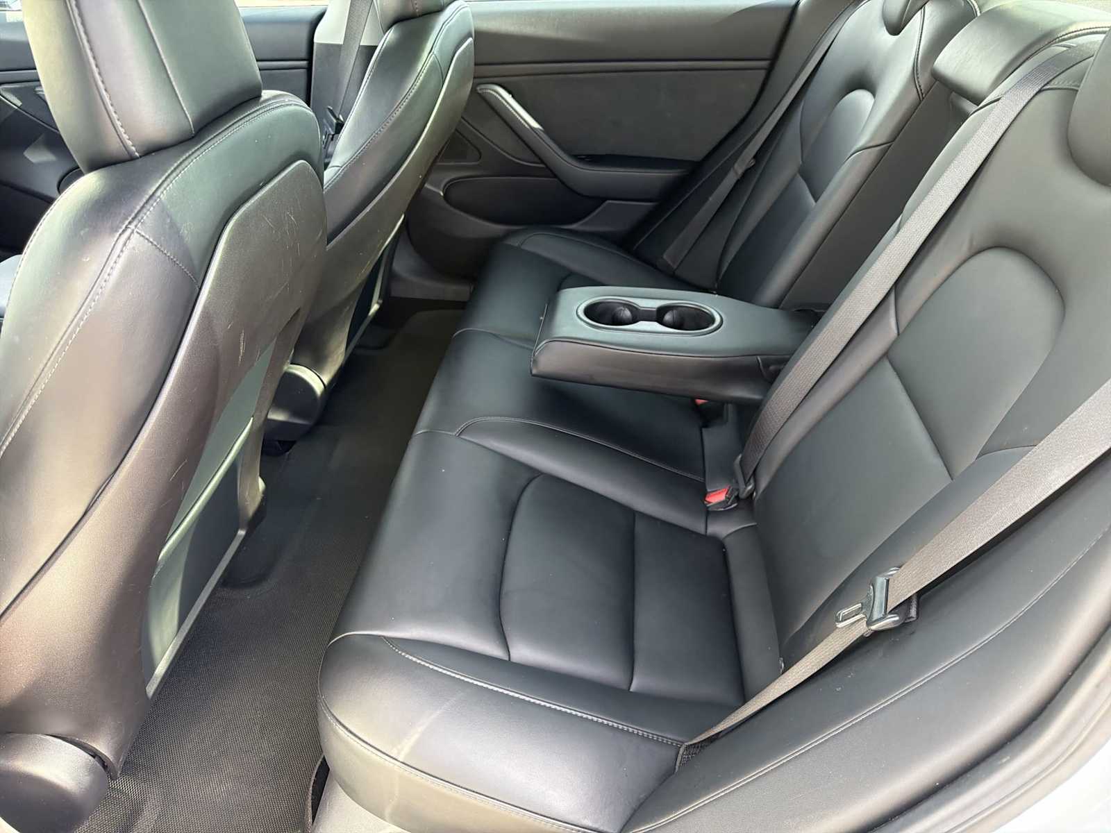 Thumbnail: 2019 Tesla Model 3 - 21