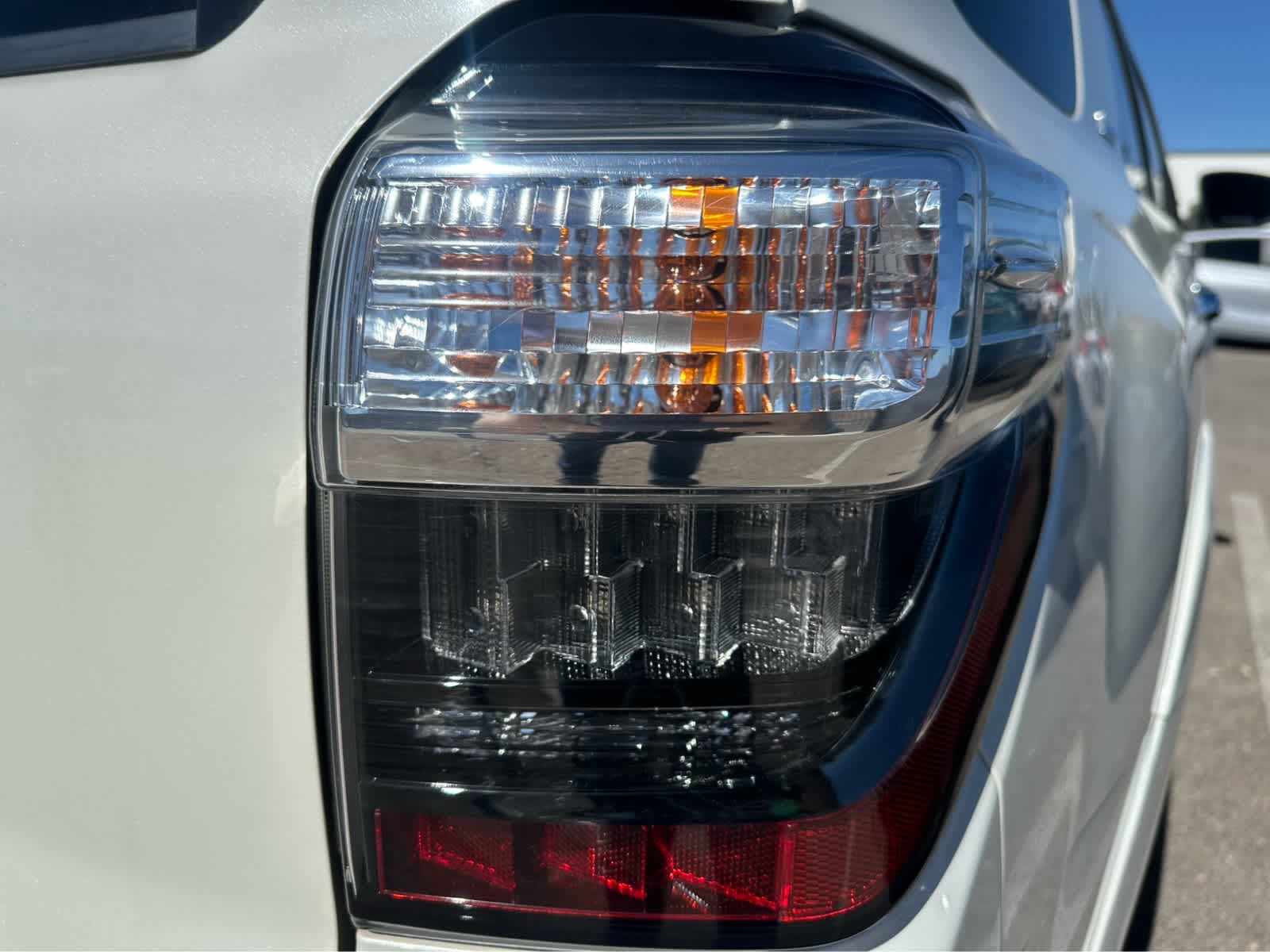 Thumbnail: 2016 Toyota 4Runner - 18