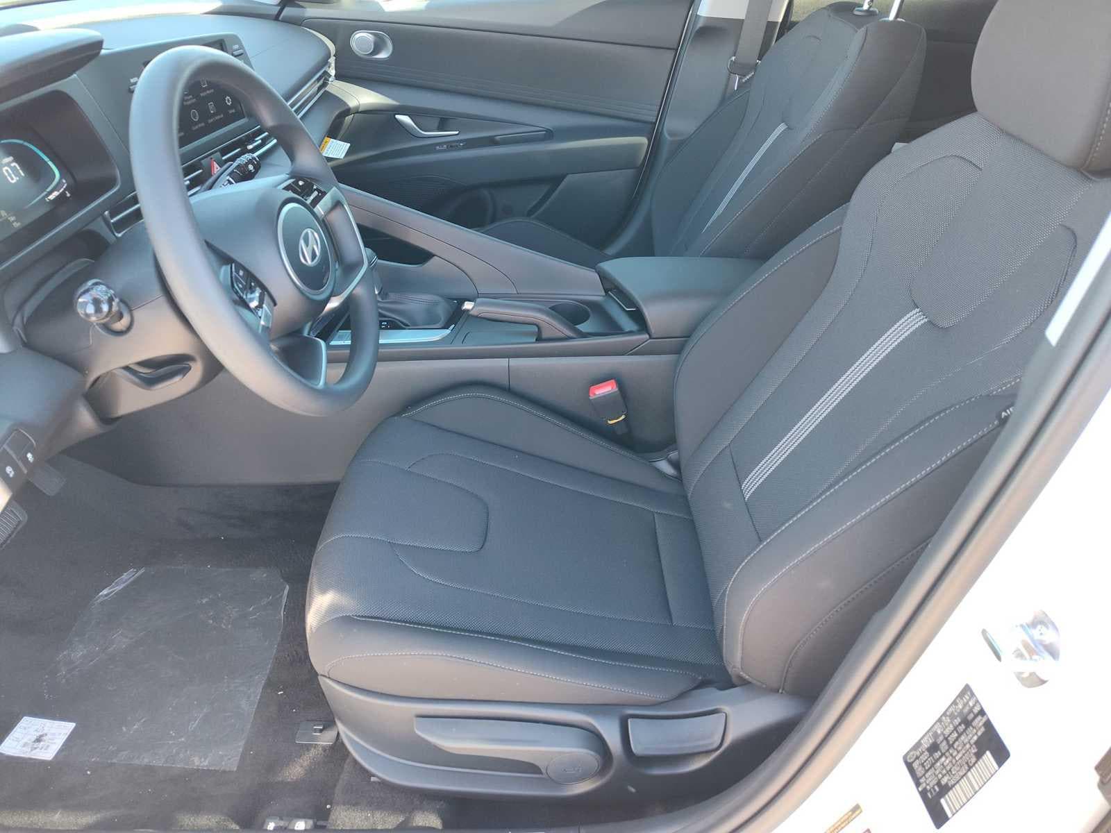 Thumbnail: 2026 Hyundai Elantra - 10