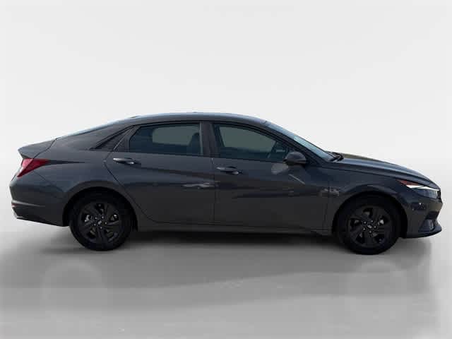 Thumbnail: 2023 Hyundai Elantra - 6