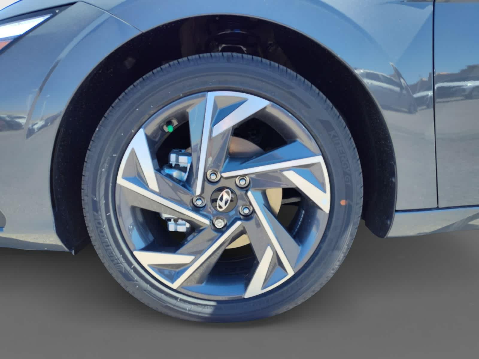 Thumbnail: 2025 Hyundai Elantra - 9